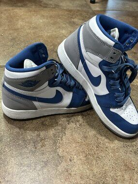 Nike Air Jordan 1 Retro High OG True Blue GS Size 4.5Y FD1437-410